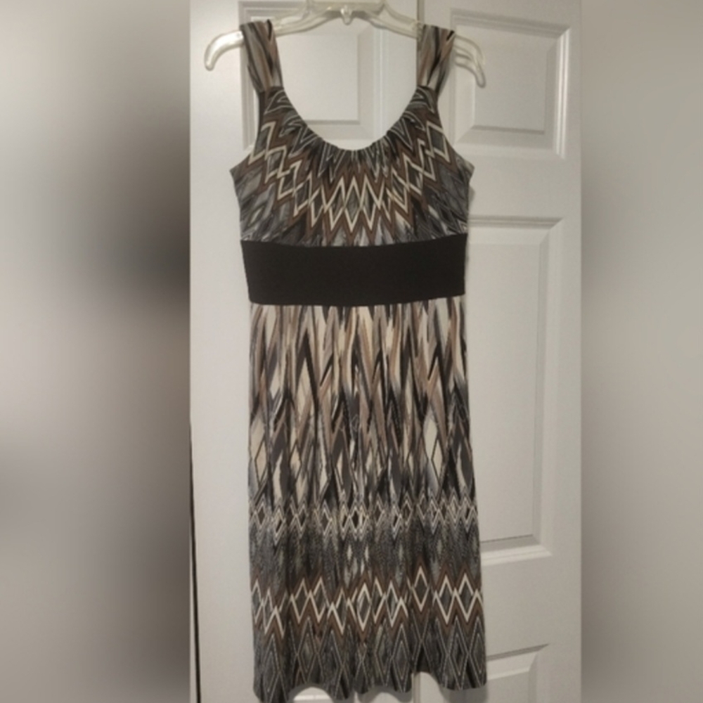 R & M Richards Gold and Brown Sleeveless Sheath Dress Size 10